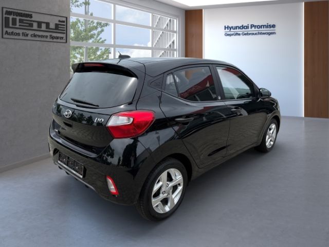 Fahrzeugabbildung Hyundai i10 Edition 30 1.0 +KLIMA+CARPLAY+SHZ+TEMPOMAT+U