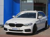BMW 540 i xDrive M Sport LED Navi Leder Parkass - BMW 540: Weiß