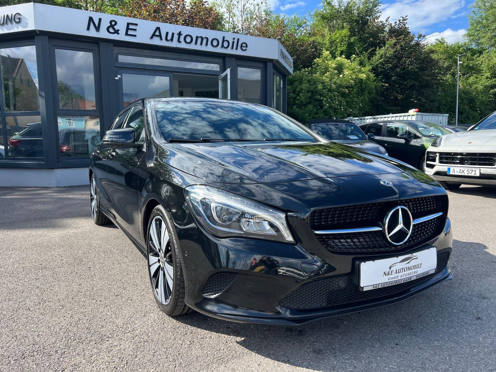 Mercedes-Benz CLA 220 Shooting Brake Urban 4Matic