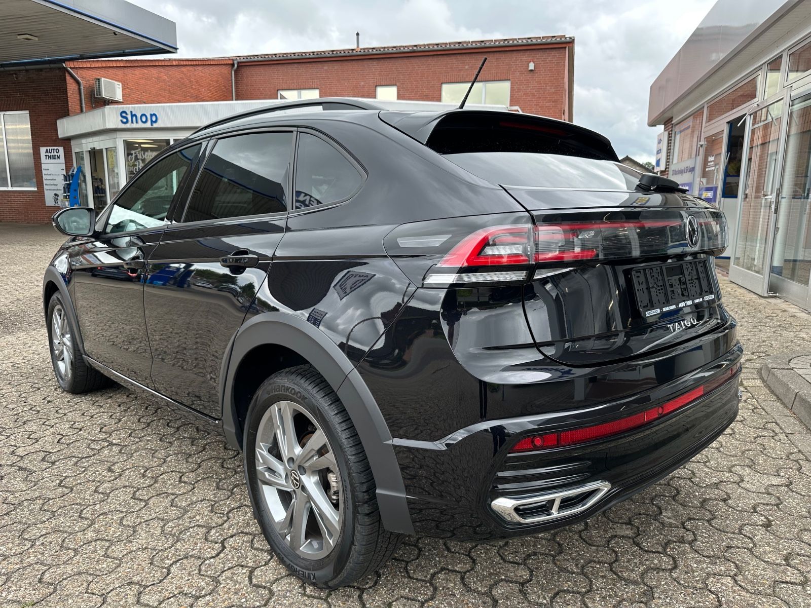 Fahrzeugabbildung Volkswagen Taigo 1.0 TSI R-Line DSG ACC/Matrix/IQ/Shzg./17"