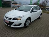 Opel Astra J Lim. 5-trg. Selection 52,000 km - Opel Astra: Km 0