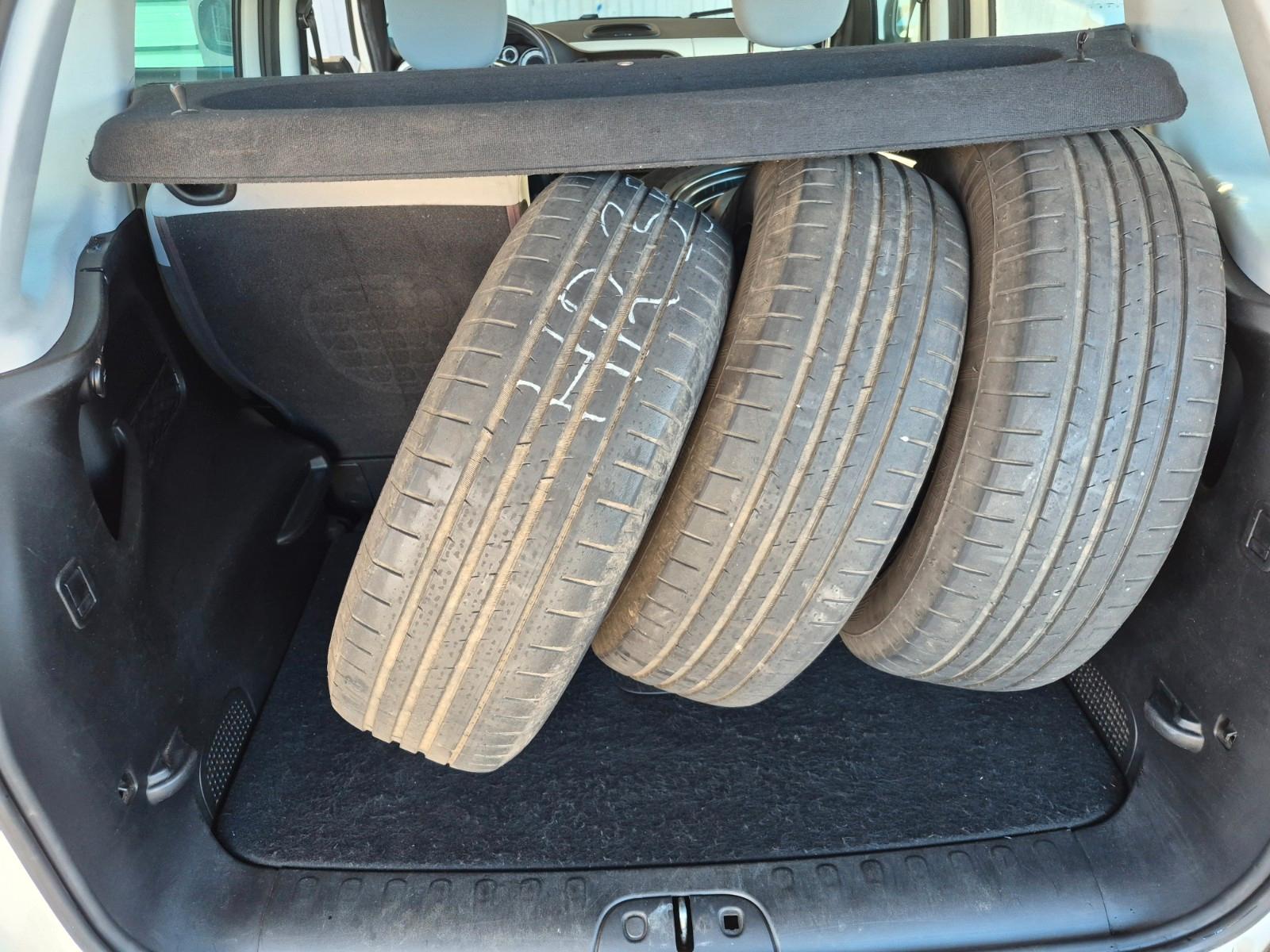 Fiat 500L 2012 — photo 8