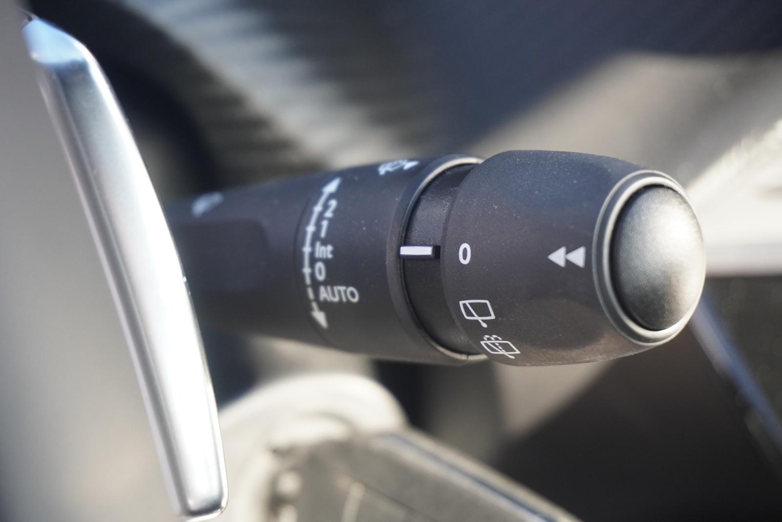 Peugeot 2008 1.2 PureTech Aut. LED Android Apple Kamera