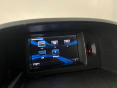RENAULT Kangoo DELUXE / 2.HD / AUTOMATIK/ 75.tKM /NAVI RENAULT Kangoo DELUXE / 2.HD / AUTOMATIK/ 75.tKM /NAVI