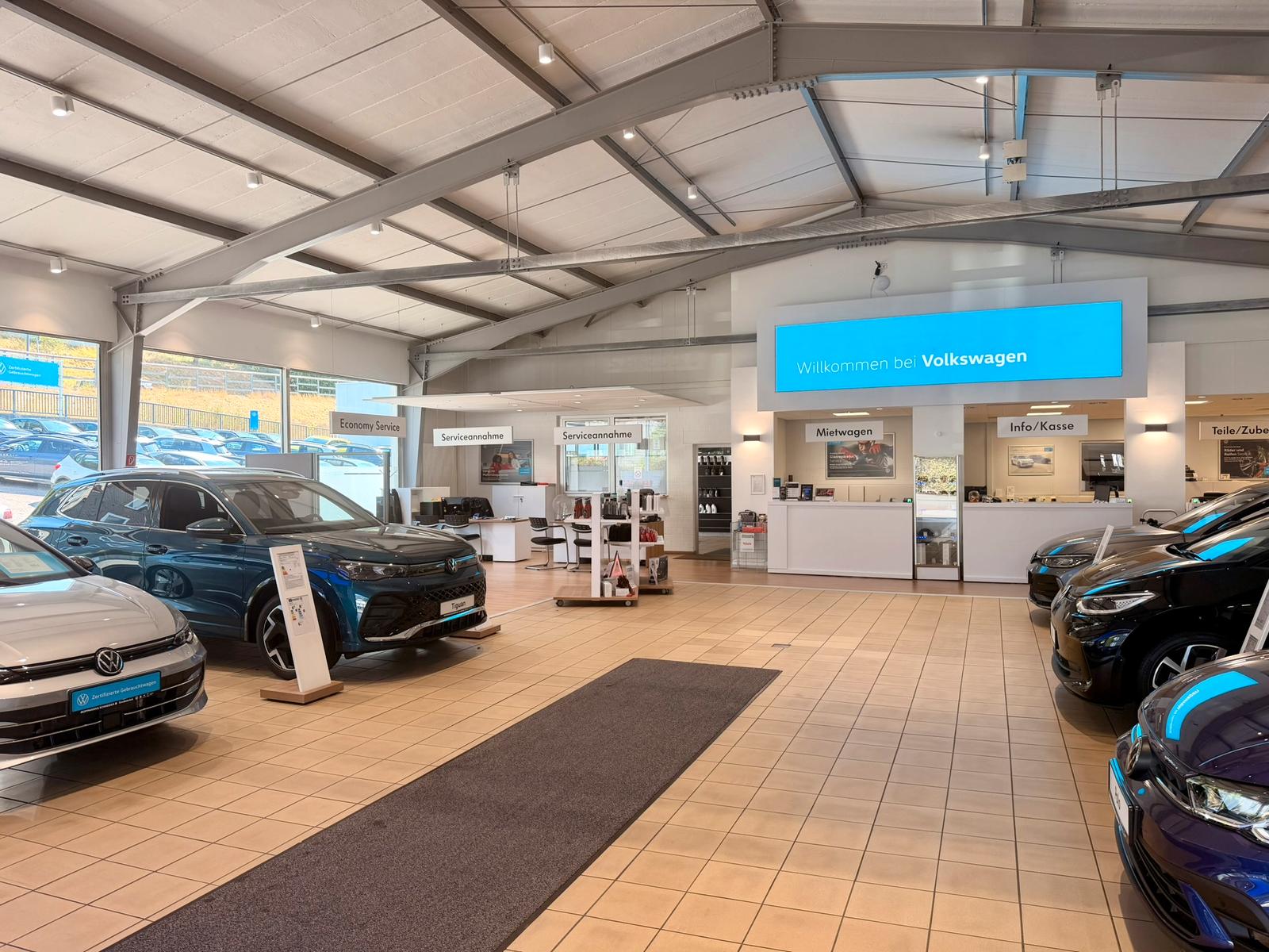 showroom-image-bottom