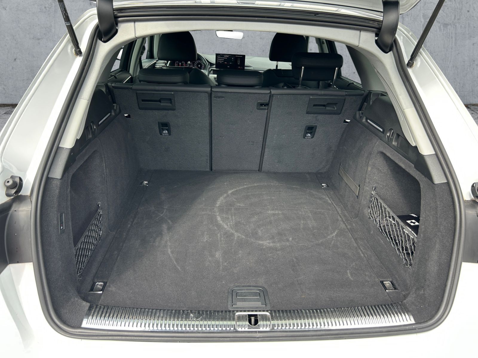 Audi A4 - Bild 14
