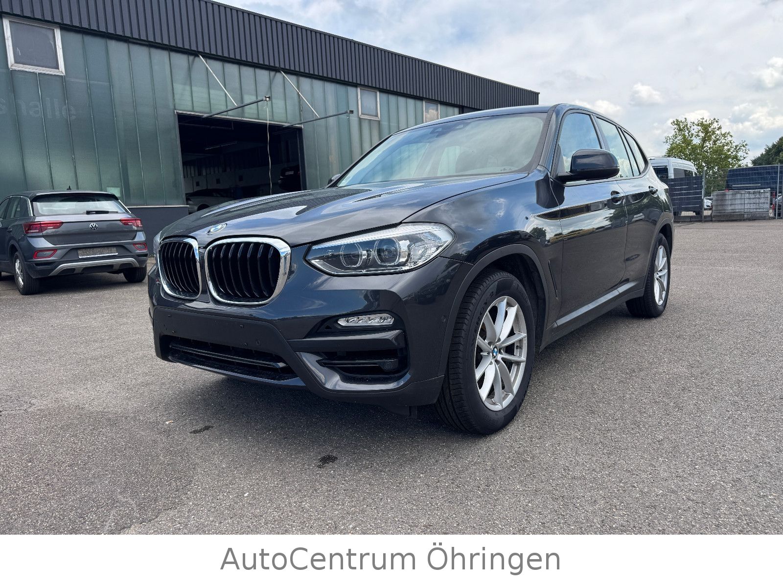 BMW X3 xDrive 20i Autm. LED Navi Pano Hud-up Kam SHZ