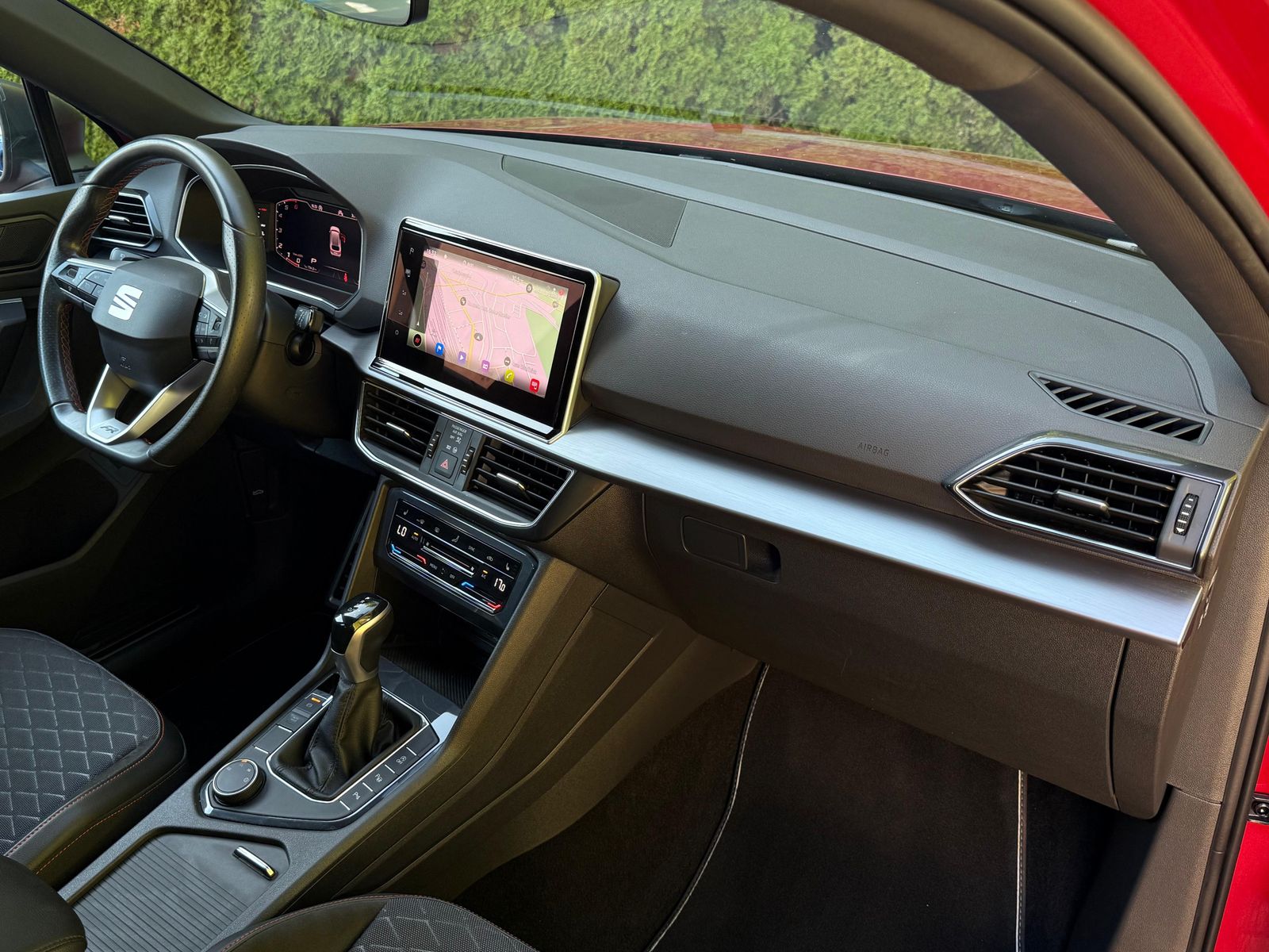 Fahrzeugabbildung SEAT Tarraco 2.0TDI DSG FR LED+NAV+ACC+CARPl+SHZ+MEMO