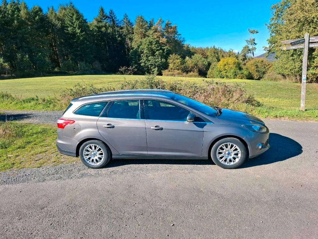 Ford Focus 2011 — photo 5
