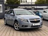Chevrolet Cruze LS*1.Hand*Automatik*PDC*AHK*Tüv - Chevrolet Cruze: Automatik