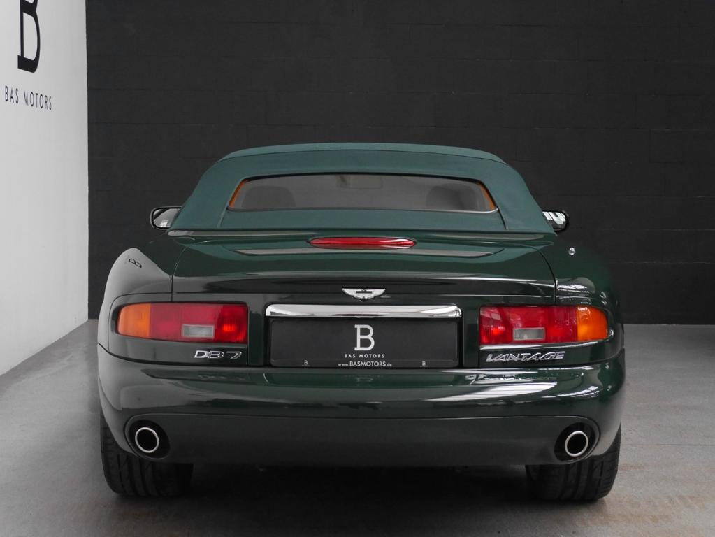 Aston Martin DB7
