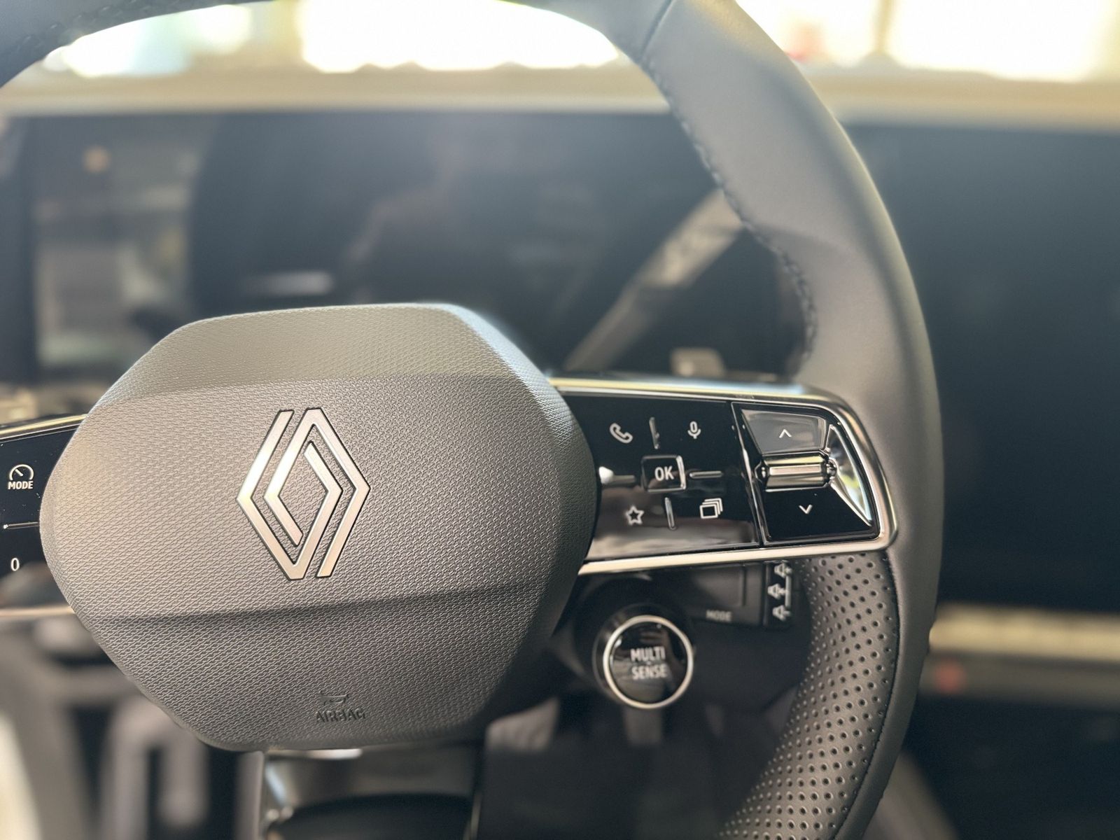 Renault Rafale - Bild 27