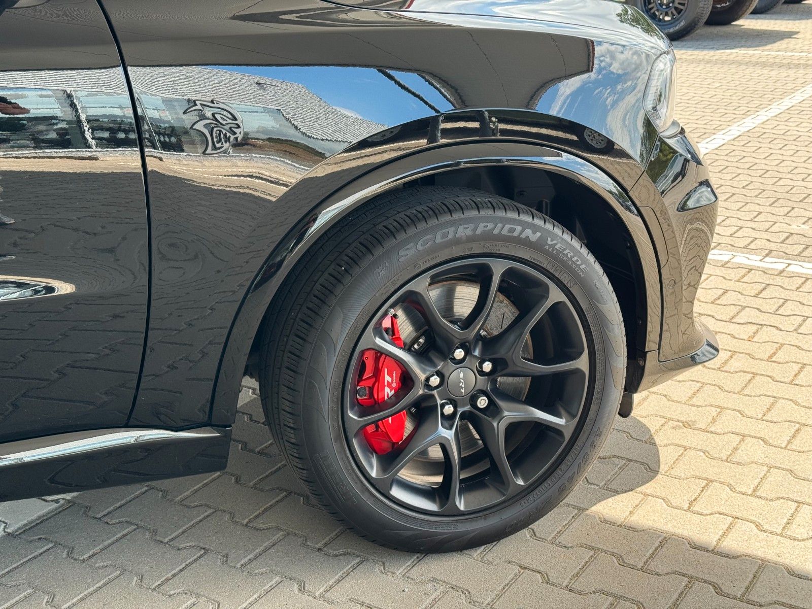 Fahrzeugabbildung Dodge Durango SRT Hellcat 6,2l Hemi Deutsche 1.Hand