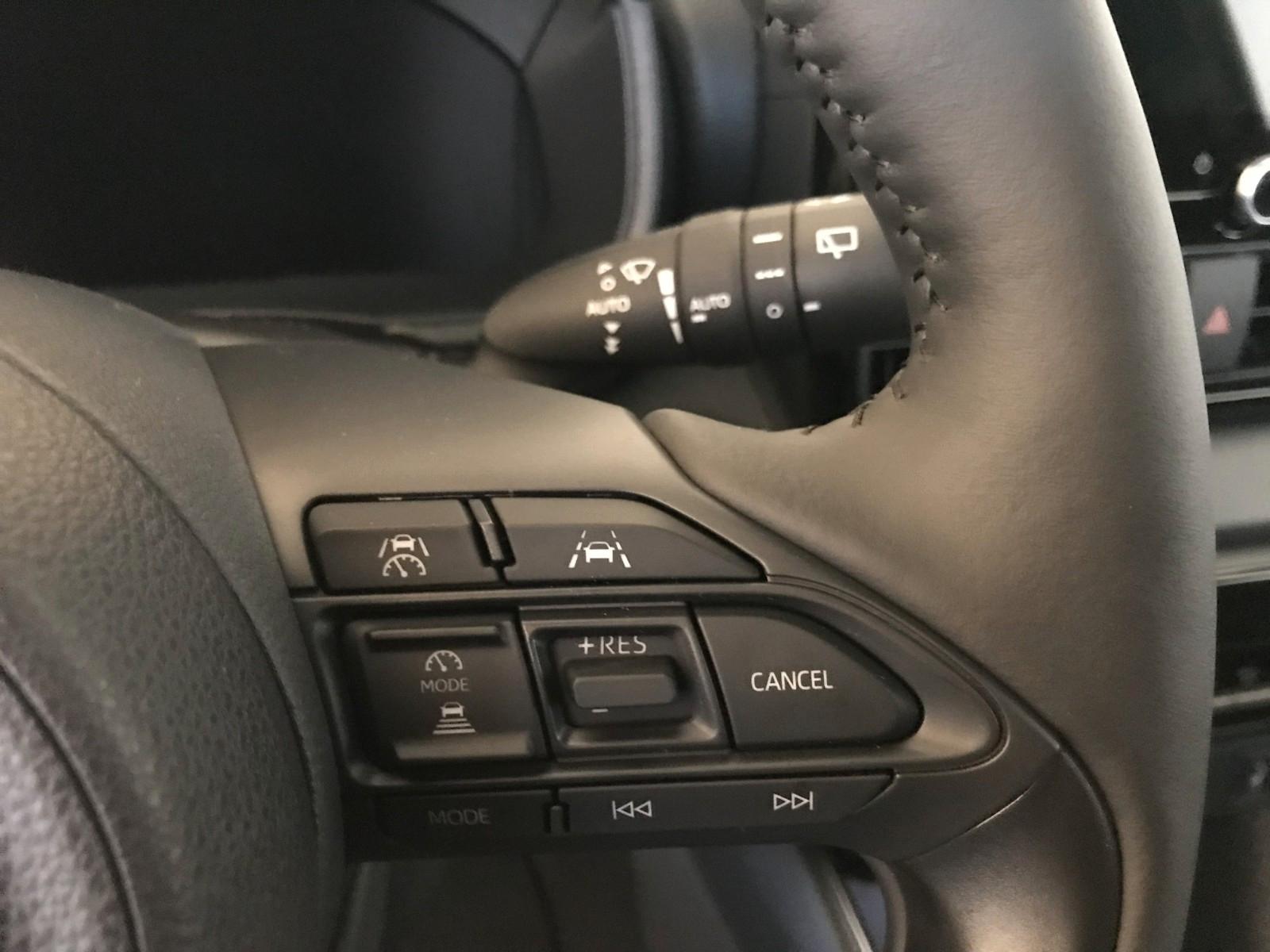 Mazda 2 Hybrid 1.5L Hybrid VVT-i 116 CVT HOMURA PLUS