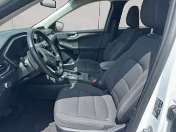 Ford Kuga - 8