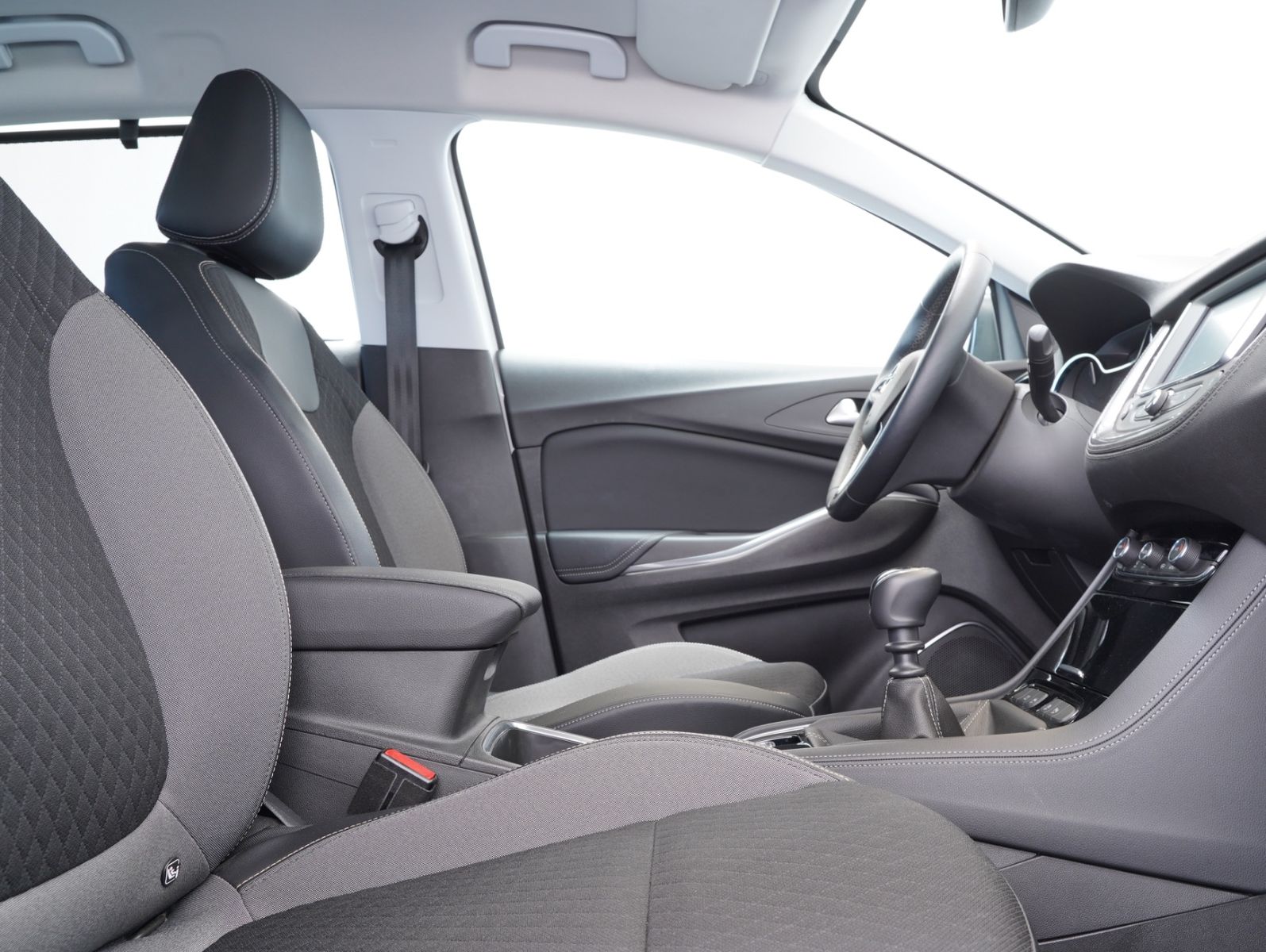 Fahrzeugabbildung Opel Grandland (X) 1.2 Turbo Innovation CARPLAY/AHK