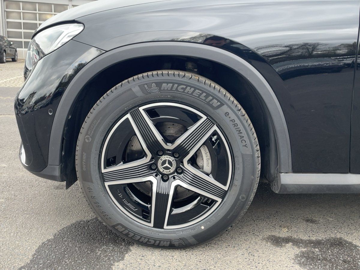 Fahrzeugabbildung Mercedes-Benz GLC 220 d 4M AMG/Night/Pano/Kamera/AHK