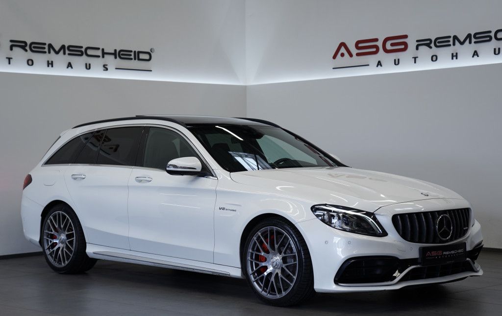 Mercedes Benz C 63 Amg