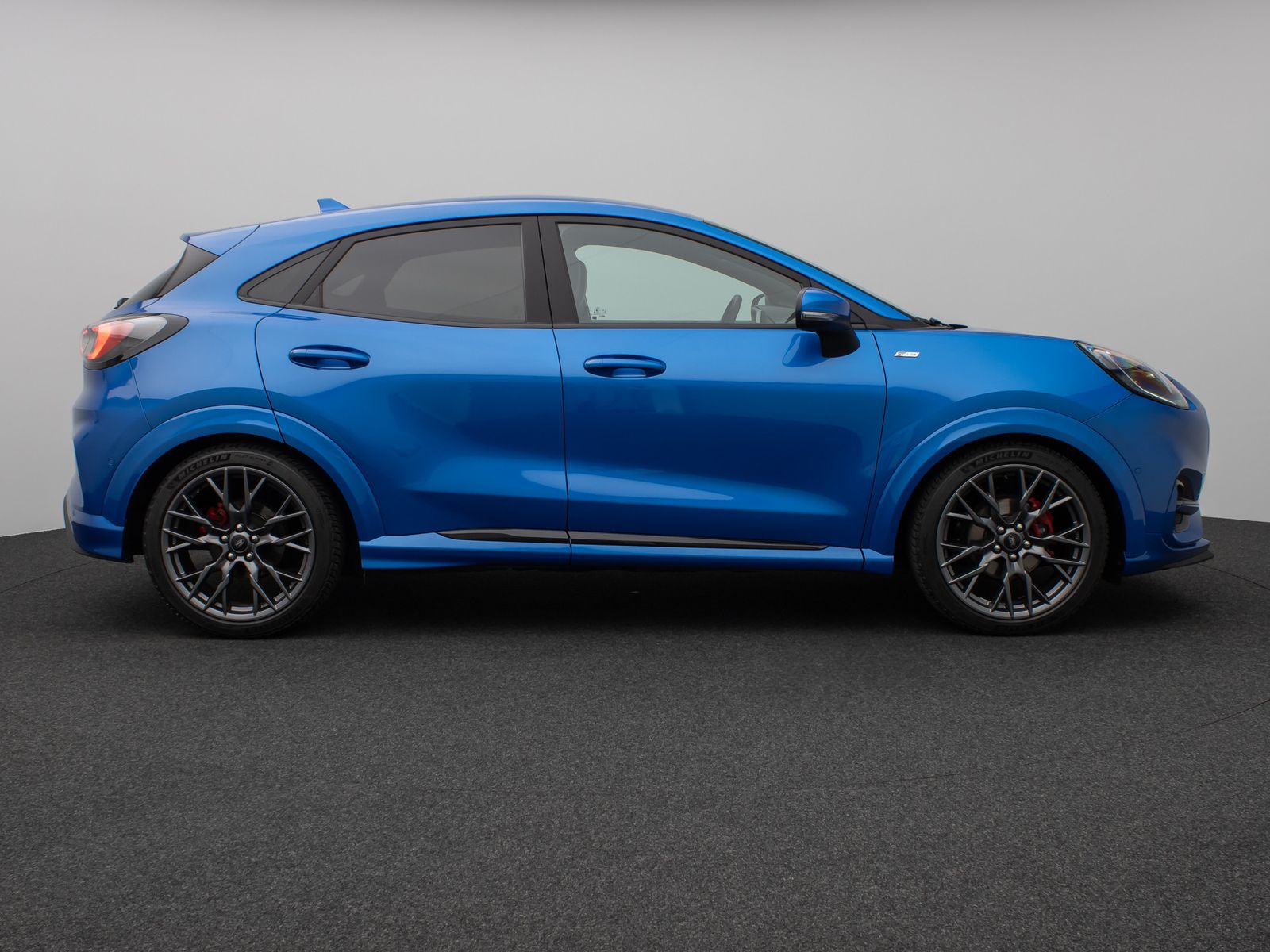 Fahrzeugabbildung Ford Puma ST-Line X Kamera DAB B&O Apple AHK ACC LED