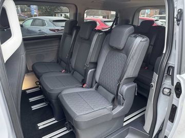 Ford Tourneo Custom 320 EcoBlue L1H1 VA Titanium