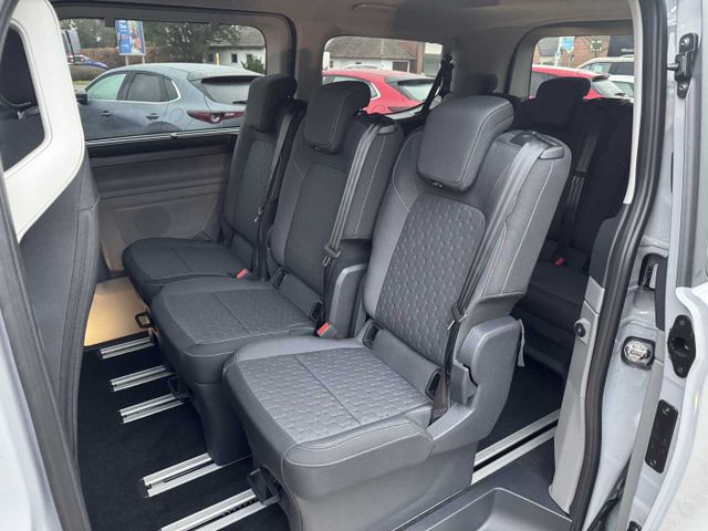 Ford Tourneo Custom 320 EcoBlue L1H1 VA Titanium