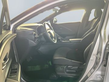 Toyota C-HR - 9
