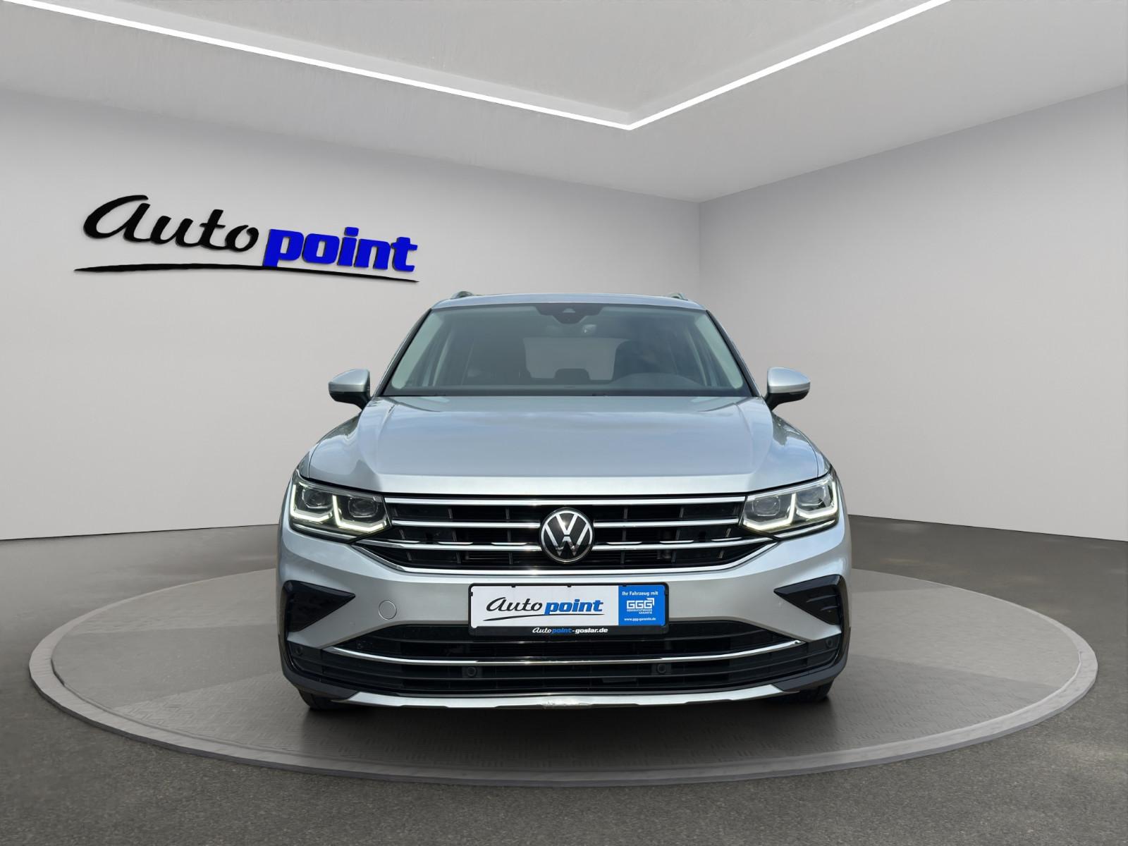 Volkswagen Tiguan 2.0 TDI Elegance PANO VIRTUAL KEYLESS