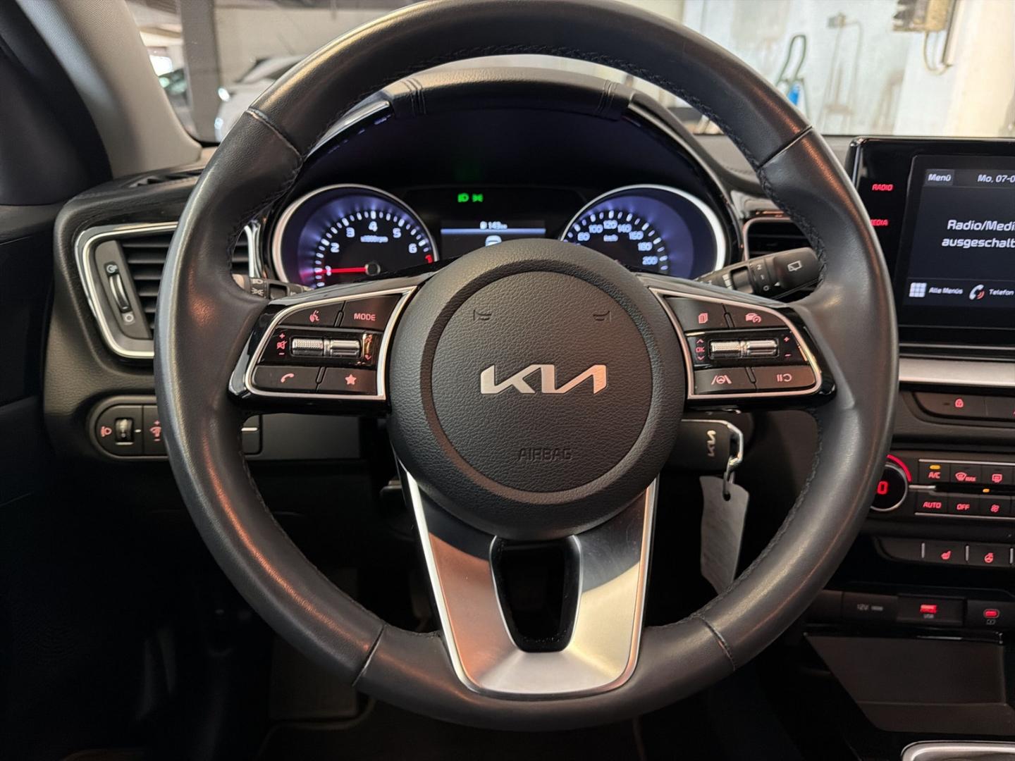Kia Ceed_sw Vision 1.0 Navi Digitales Cockpit 2-Z-Kl