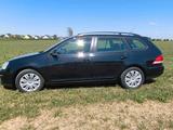 Volkswagen Golf - Volkswagen Golf aus 2008 mit Diesel-Antrieb: Kombi