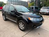 Mitsubishi Outlander 2.2 DI-D Instyle*TUV NEU*7 SITZE*AHK - Mitsubishi Gebrauchtwagen von 2008