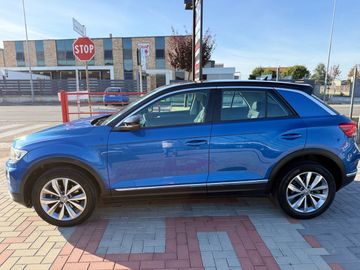Volkswagen T-Roc - 3