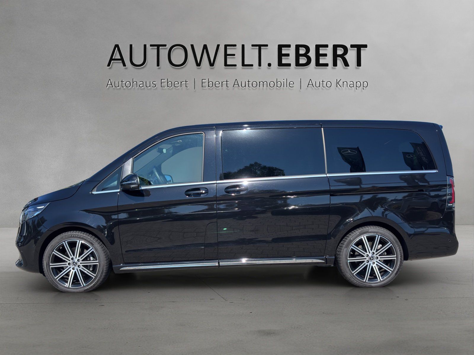 Fahrzeugabbildung Mercedes-Benz V 300 d L EXCLUSIVE Standhz AIRMATIC Pano DISTRO