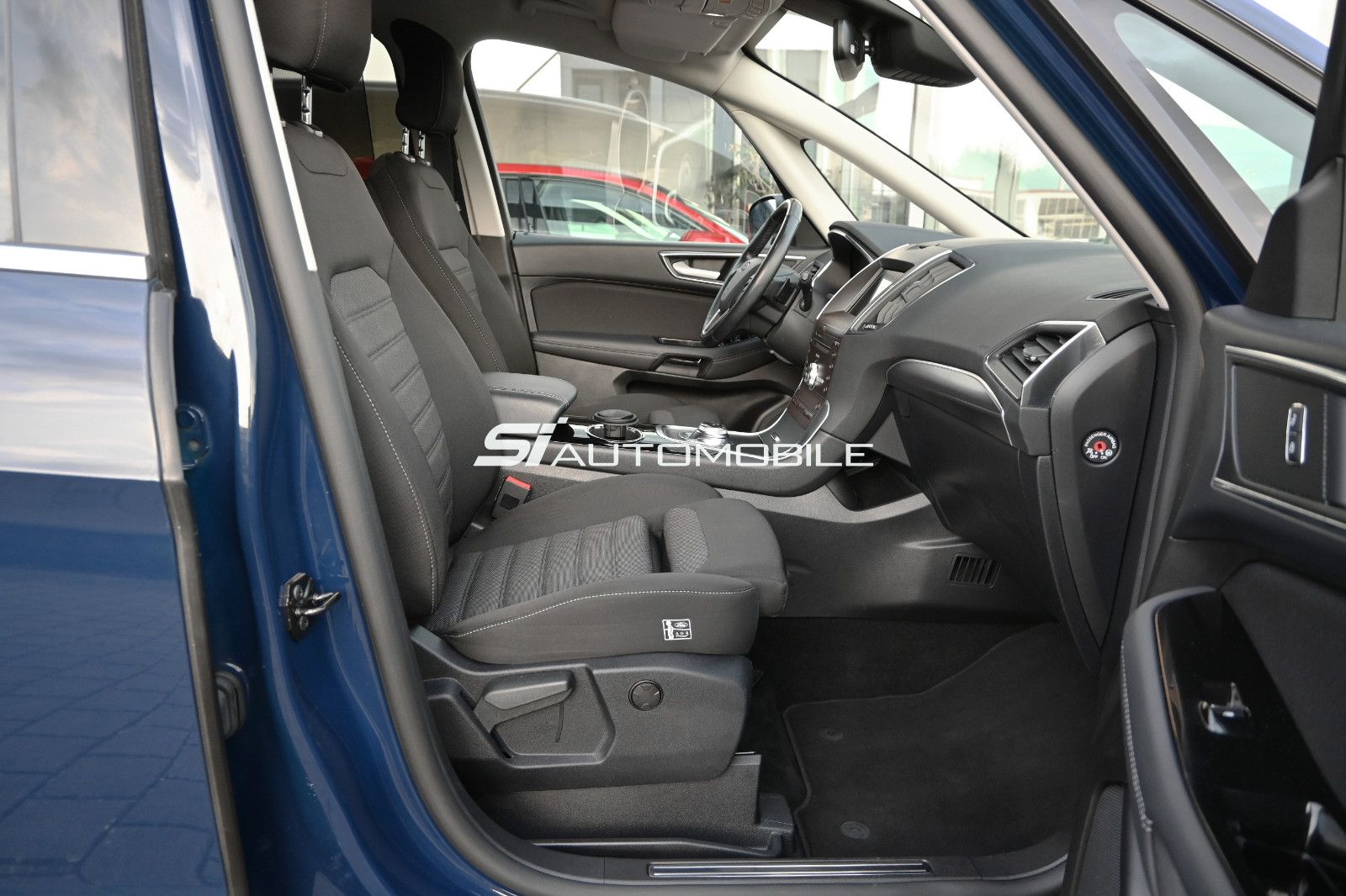 Fahrzeugabbildung Ford Galaxy 2.0 D Titanium Aut. °ACC°AHK°360°EU6d°8FA