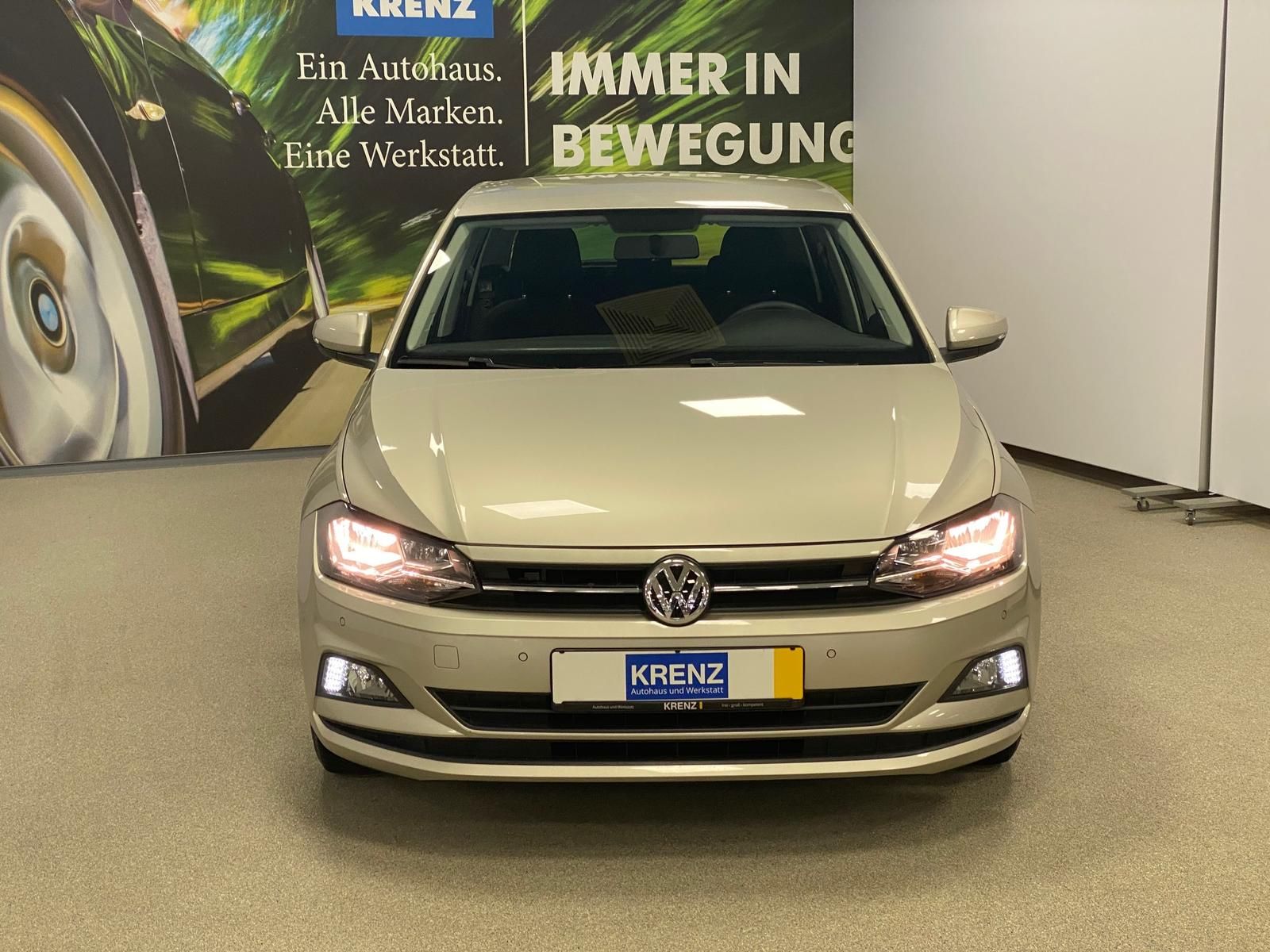 Fahrzeugabbildung Volkswagen Polo 1.0 TSI Comfortline PDC+SITZHEIZ+ALLWETTER+
