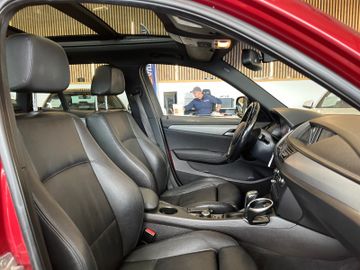 BMW X1 23 d xDrive *M-Sport*AHK*Panorama*Navi*Xenon*