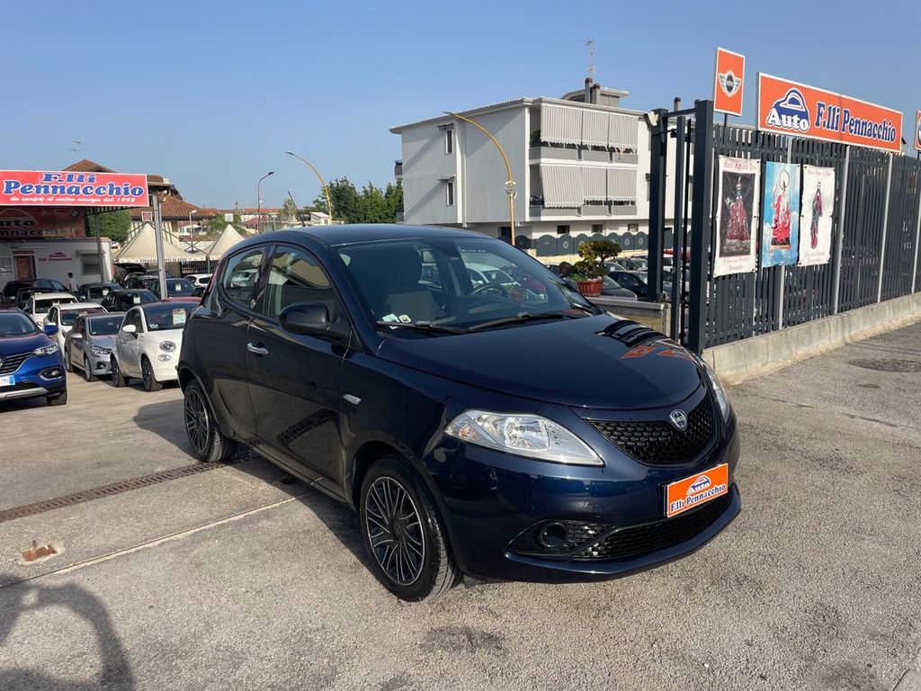 Image of Lancia Ypsilon