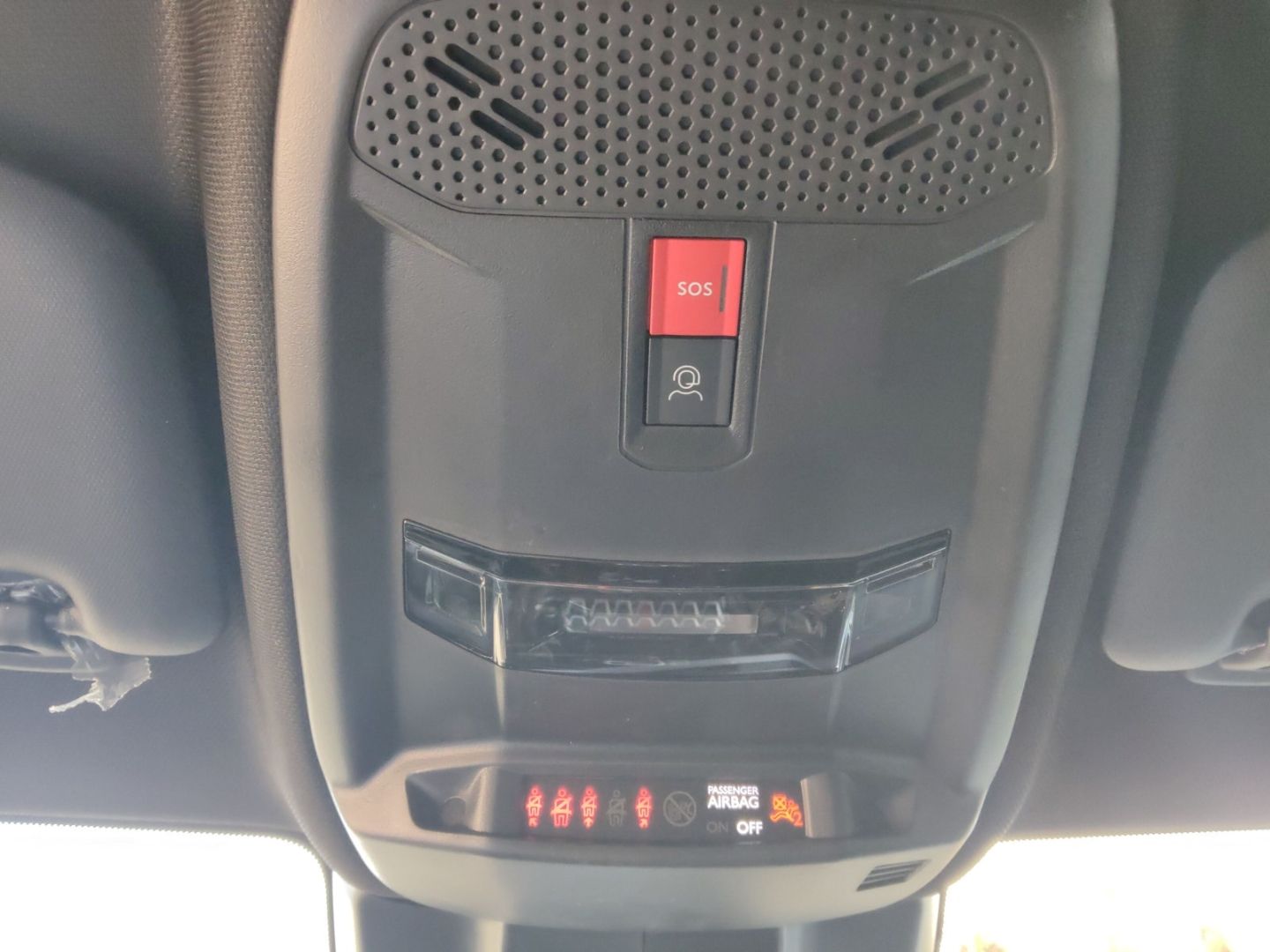 Peugeot 208 - Bild 23