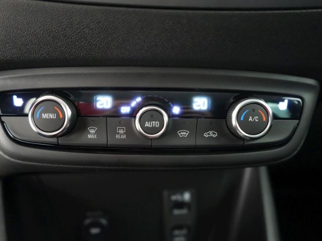 Crossland ELEGANCE PAKET AT+LED+NAVI+RÜCKFAHRKAM