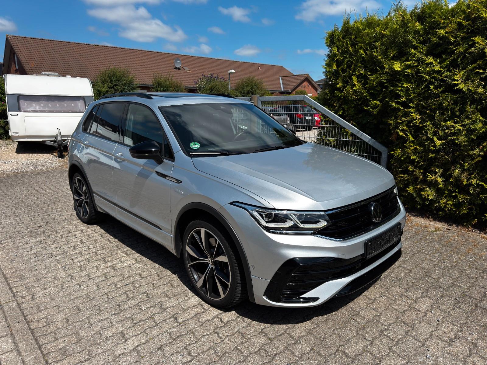Volkswagen Tiguan R-Line 4M /VIRTUAL/AHK/PANO/ACC/ID Light/