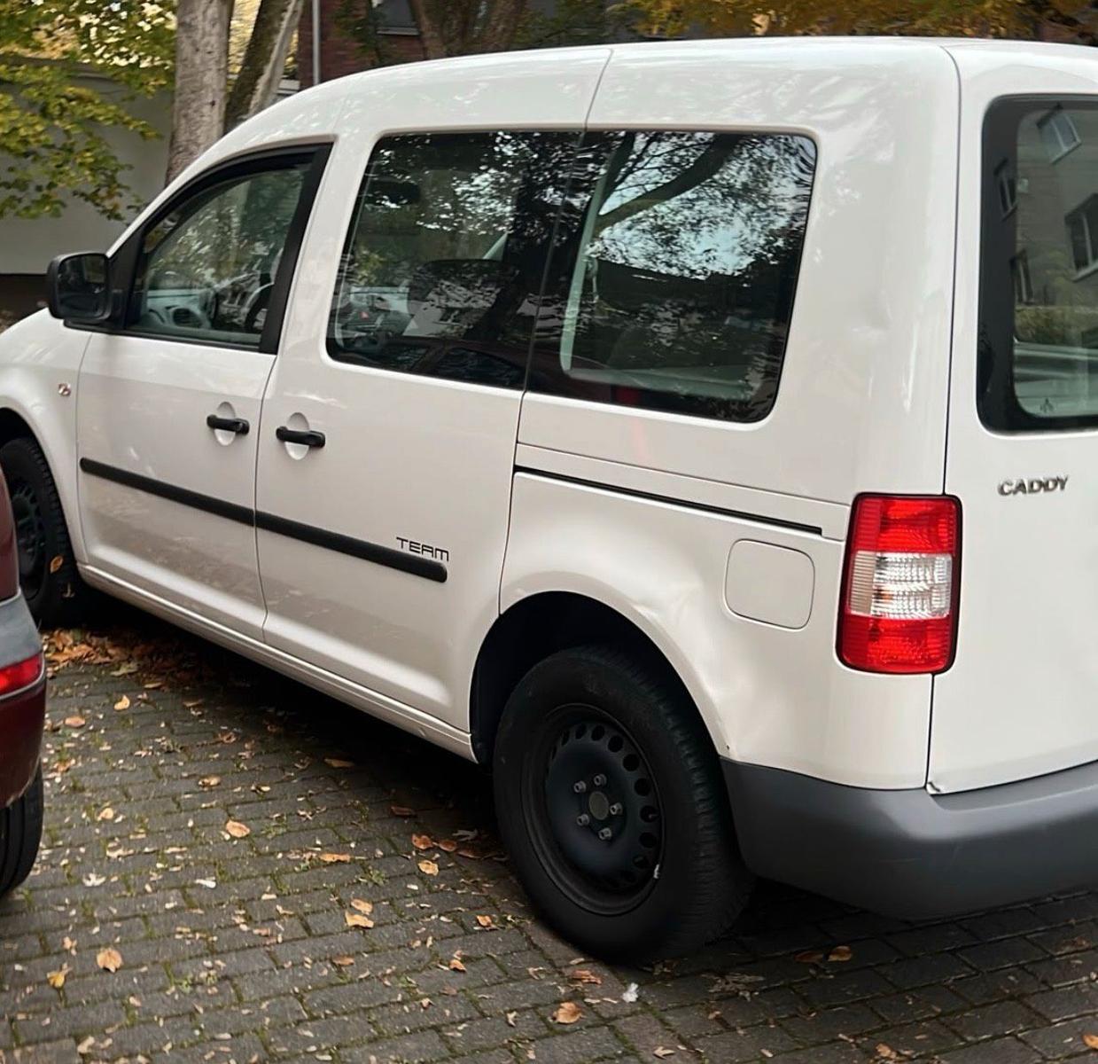 Volkswagen Caddy 2010 — photo 15