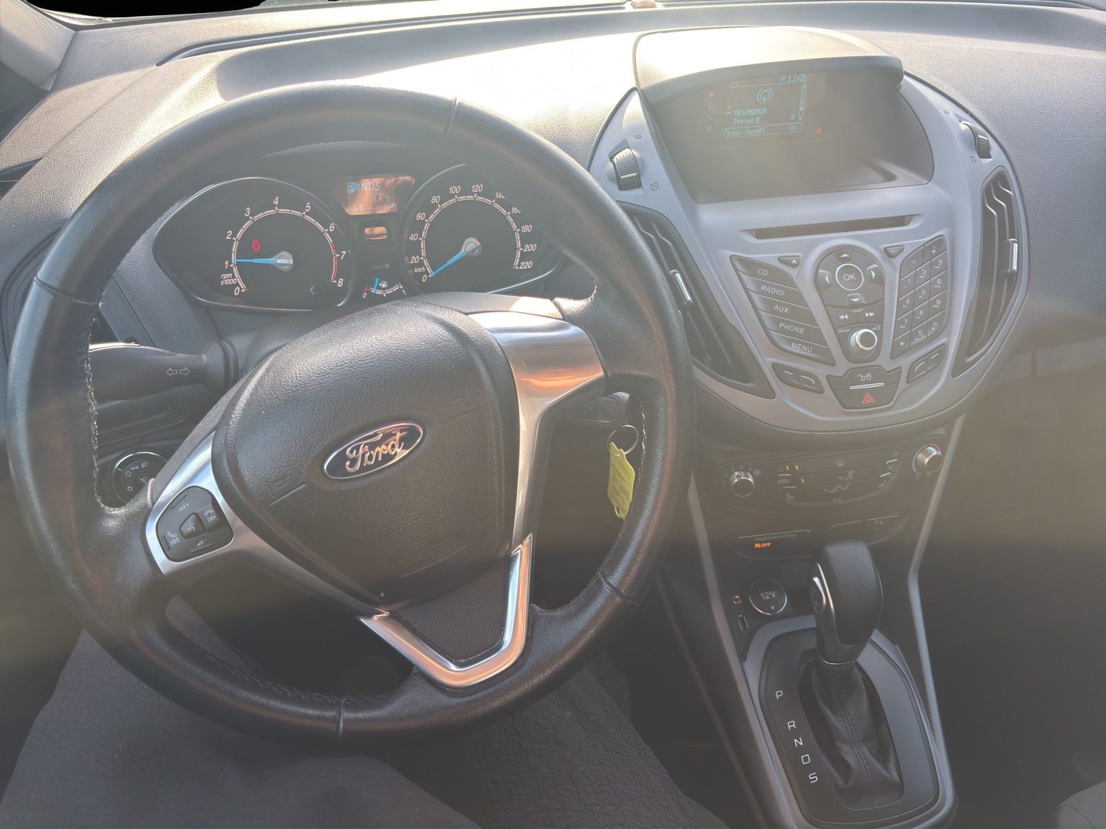 Fahrzeugabbildung Ford B-Max 1.6  SYNC Ed. Aut., PDC vo.& hi.,Wintepake