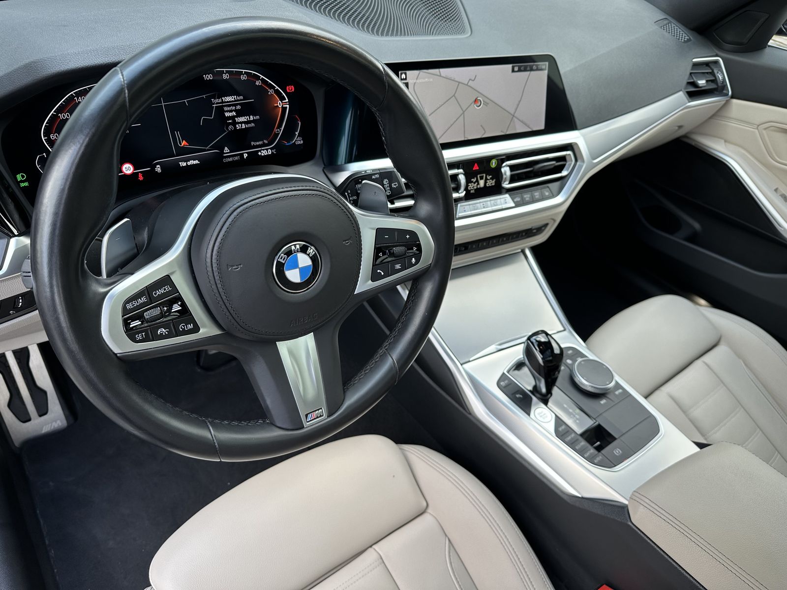 Fahrzeugabbildung BMW 330d Touring M-Sport NAV+LASER+ACC+HUD+PANO+19ZO