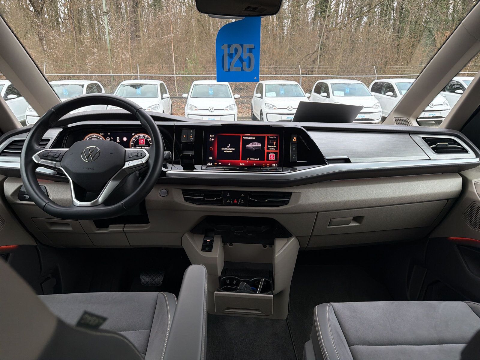 Multivan Life la. TDi Navi AZV IQ light v a v