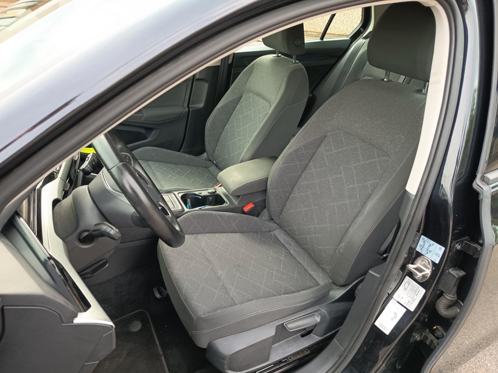 Volkswagen Golf VIII Lim. Life, миниатюра 10