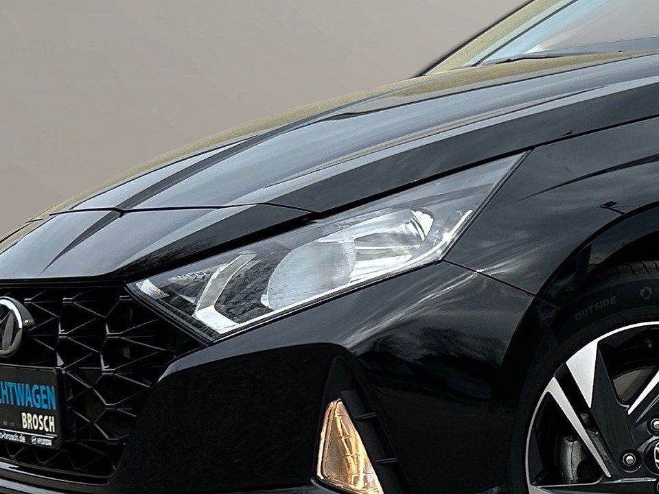 Fahrzeugabbildung Hyundai i20 1.0T 7DCT SELECT FUNKT-P 1HD SHZ GARANT-2/28