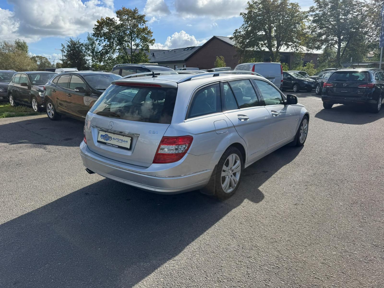Mercedes-Benz C 220CDI AUTOMATIK/TÜV/AHK/NAVI/LEDER/KLIMA