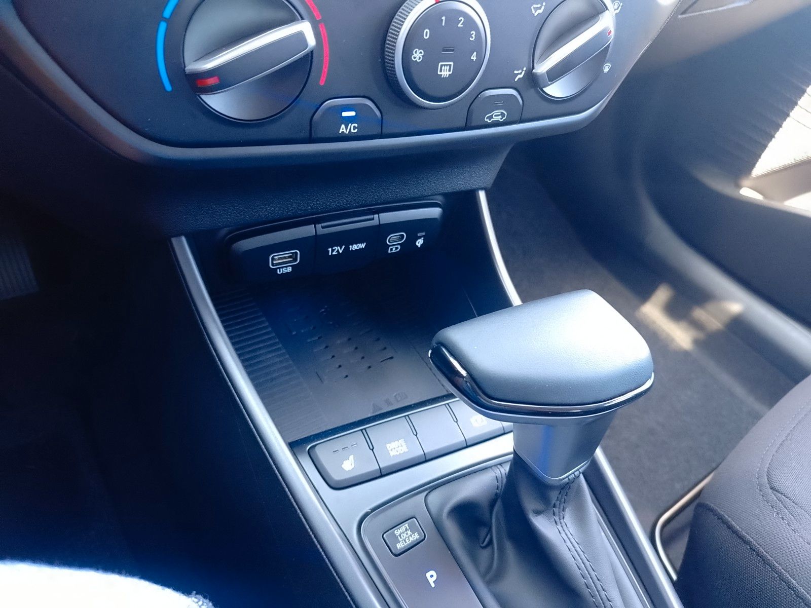 Hyundai i20 – Bild 11