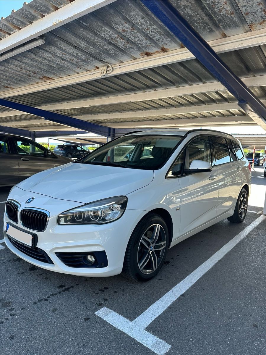 BMW 218 Gran Tourer Sport Line 7 Sitzer