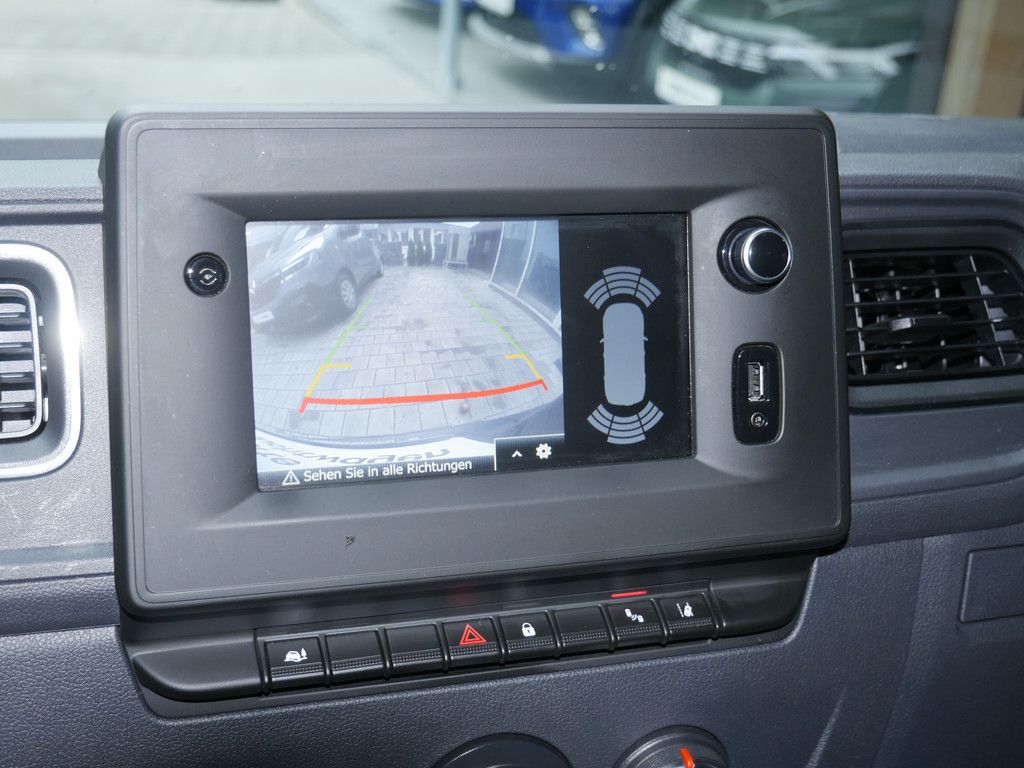 Fahrzeugabbildung Renault Master Kasten FWD Komfort L2H2 3,5t Automatik