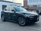 Alfa Romeo Stelvio Q4/2.2 TD/XENON/AHK/SHZ/AUTOM./KAMERA- - gebrauchte Alfa Romeo SUV & Geländewagen